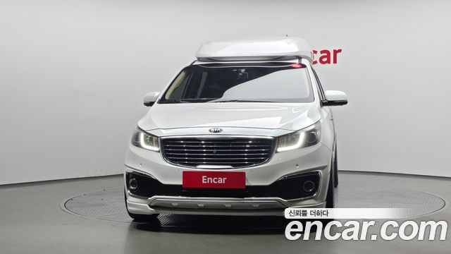 Kia Canival 2018 — photo 3