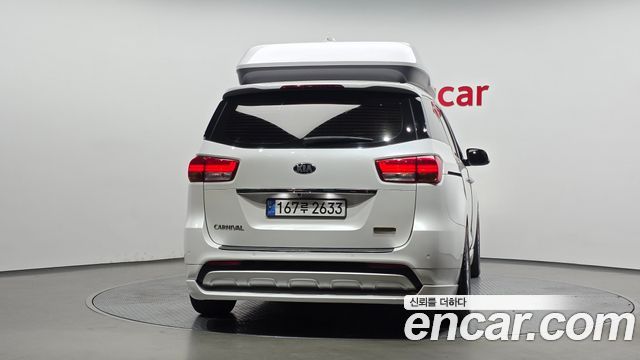 Kia Canival 2018 — photo 4