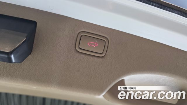 Kia Canival 2018 — photo 26