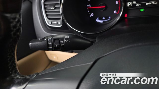 Kia Canival 2018 — photo 33