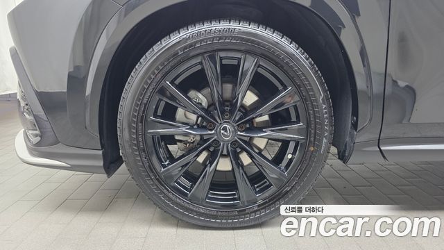 Lexus NX 2022 — photo 5
