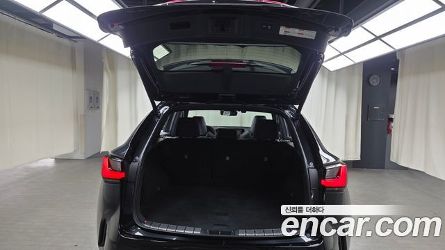 Lexus NX 2022 — photo 23