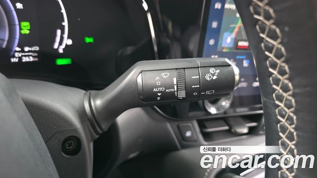 Lexus NX 2022 — photo 25