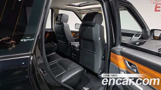 Land Rover Range Rover Sport 2009 — photo 18