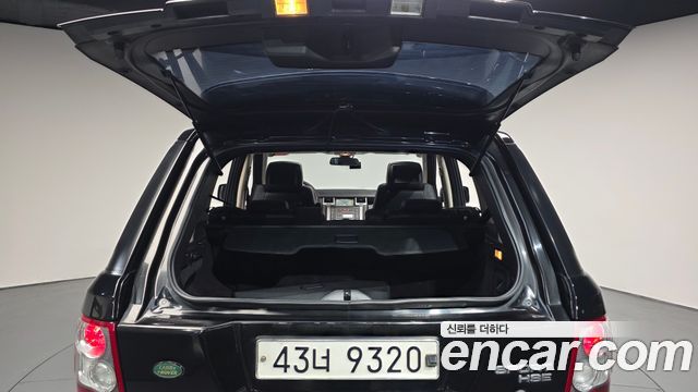 Land Rover Range Rover Sport 2009 — photo 26