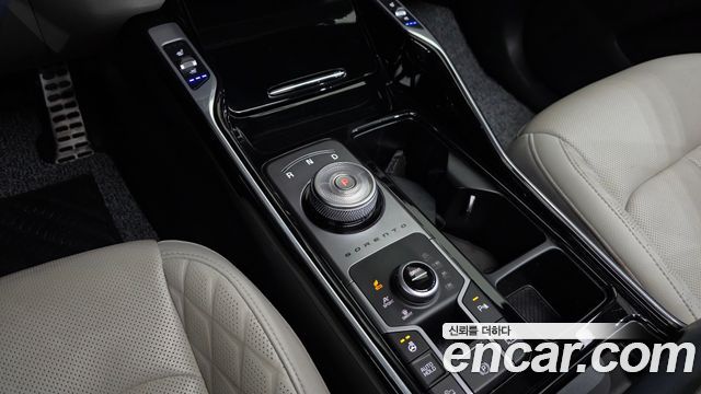 Kia Sorento 2024 — photo 9