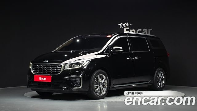 Kia Canival 2019 — photo 1