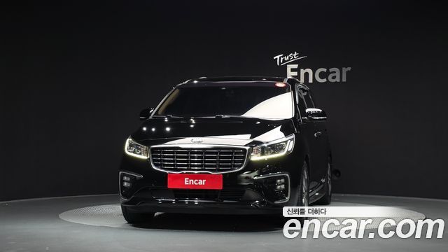 Kia Canival 2019 — photo 3