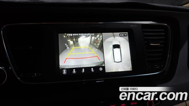 Kia Canival 2019 — photo 21