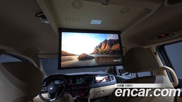 Kia Canival 2019 — photo 24