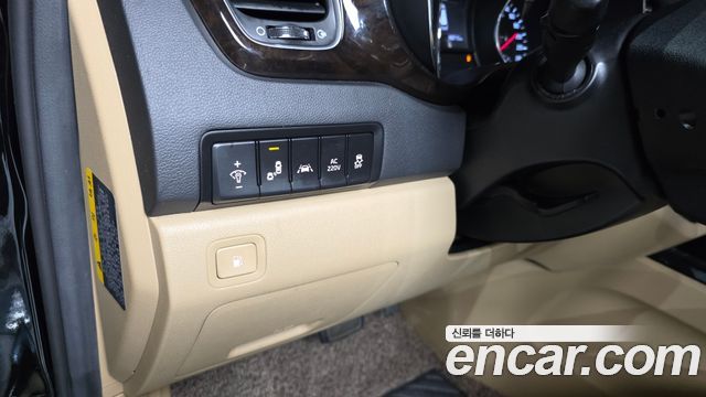 Kia Canival 2019 — photo 27