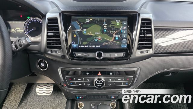 KG Mobility Rexton 2021 — photo 20