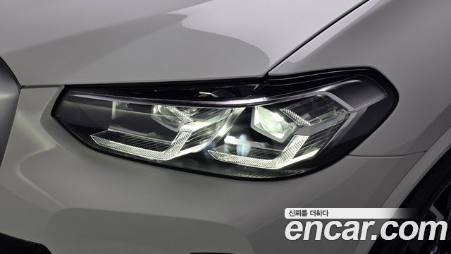 BMW X4 2023 — photo 8