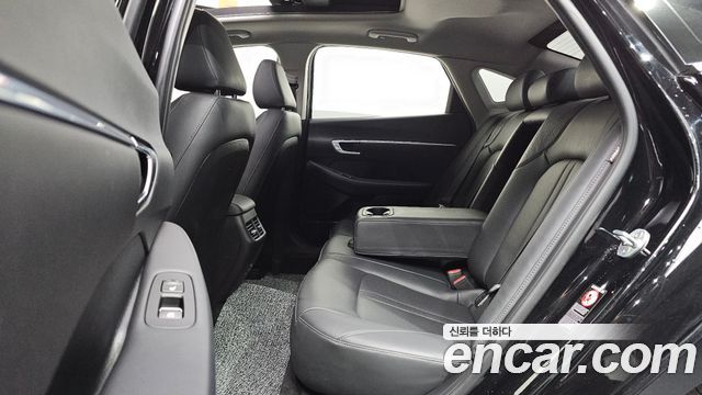 Hyundai Sonata 2020 — photo 17