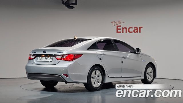 Hyundai Sonata 2014 — photo 2