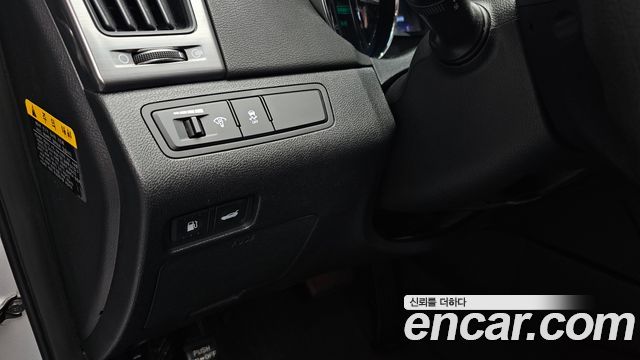 Hyundai Sonata 2014 — photo 22