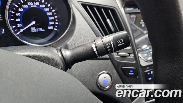 Hyundai Sonata 2014 — photo 24