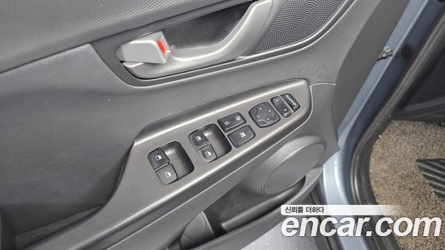 Hyundai Kona 2020 — photo 30