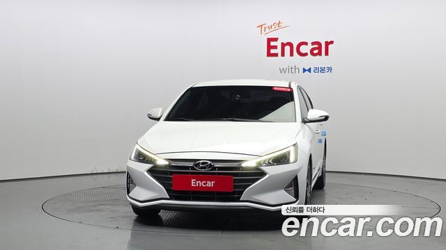 Hyundai AVANTE 2019 — photo 3