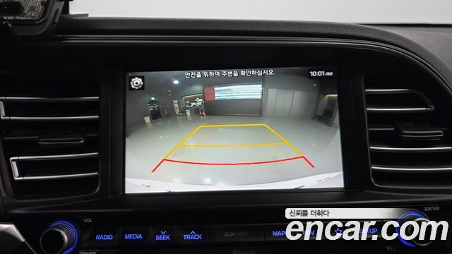 Hyundai AVANTE 2019 — photo 21