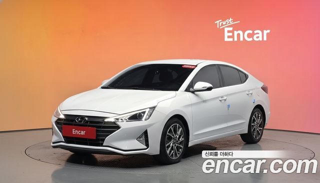 Hyundai AVANTE 2019 — photo 1