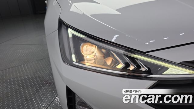 Hyundai AVANTE 2019 — photo 8