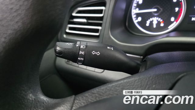 Hyundai AVANTE 2019 — photo 29