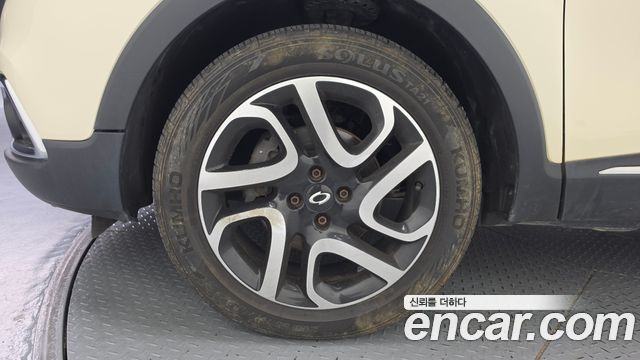 Renault Korea QM3 2016 — photo 5