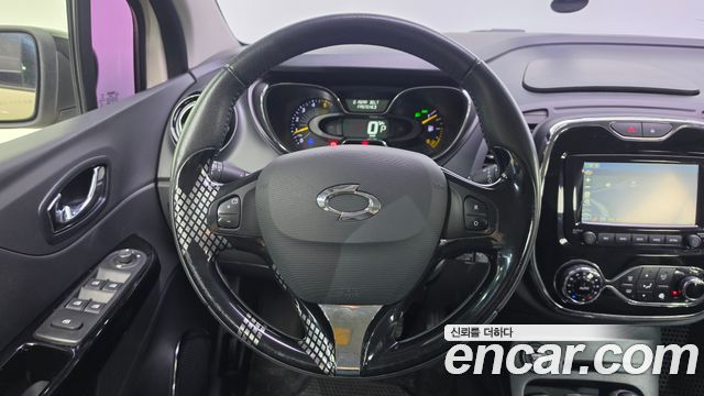 Renault Korea QM3 2016 — photo 13