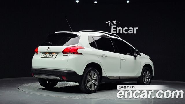Peugeot 2008 2016 — photo 2
