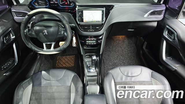 Peugeot 2008 2016 — photo 7