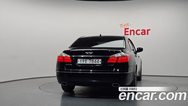 Hyundai Genesis 2011 — photo 4
