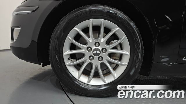 Hyundai Genesis 2011 — photo 5