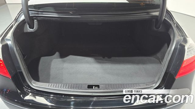 Hyundai Genesis 2011 — photo 26