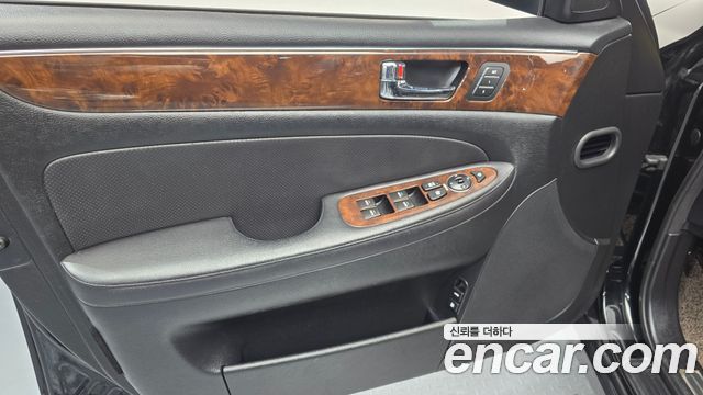 Hyundai Genesis 2011 — photo 14