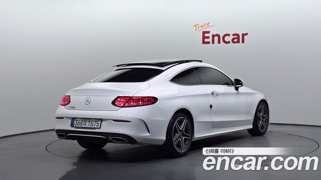 Mercedes-Benz C-Class 2020 — photo 2