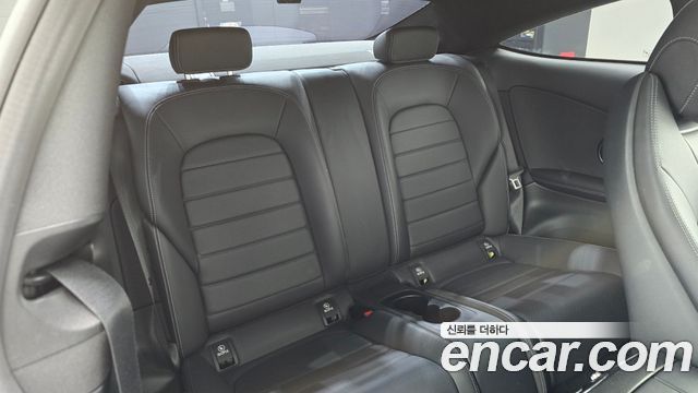 Mercedes-Benz C-Class 2020 — photo 17
