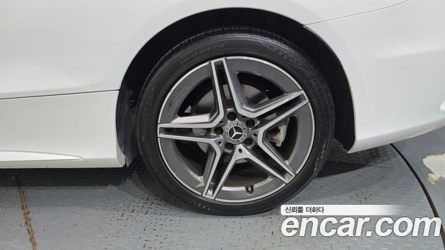Mercedes-Benz C-Class 2020 — photo 7