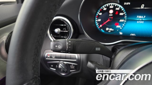 Mercedes-Benz C-Class 2020 — photo 30