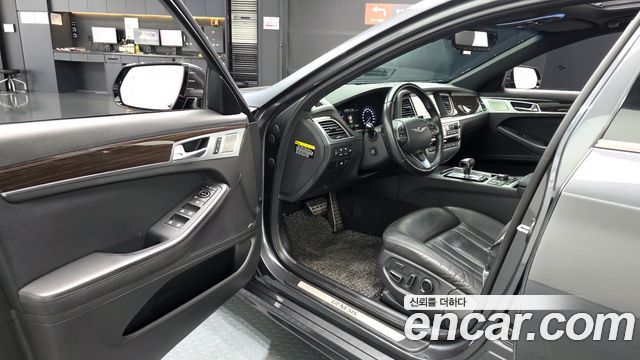 Genesis G80 2019 — photo 13