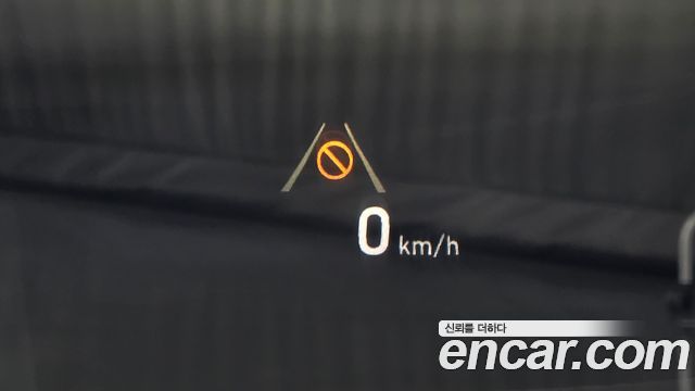 Genesis G80 2019 — photo 24