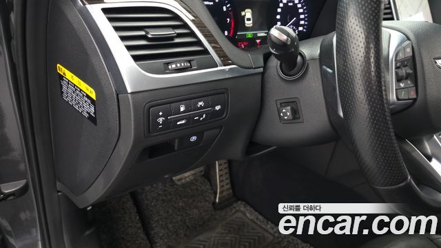 Genesis G80 2019 — photo 25
