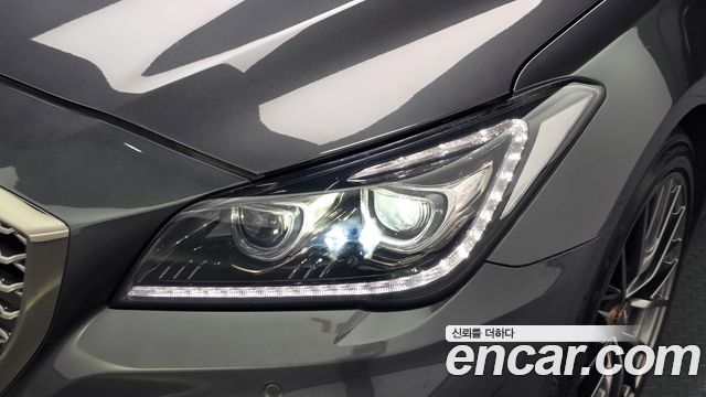 Genesis G80 2019 — photo 8