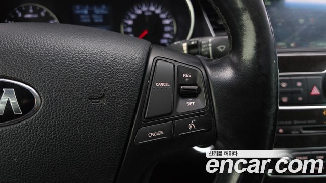 Kia K7 2014 — photo 15