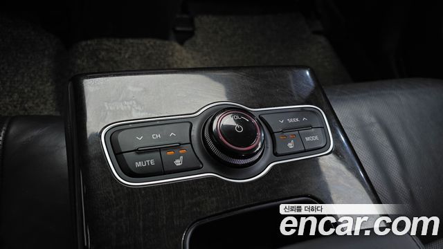 Kia K7 2014 — photo 19