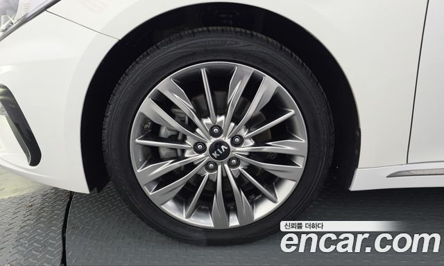 Kia K5 2020 — photo 5