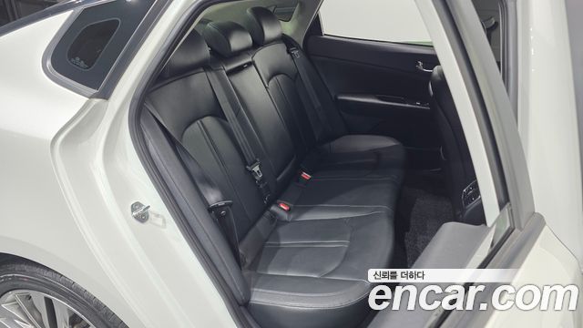 Kia K5 2020 — photo 18