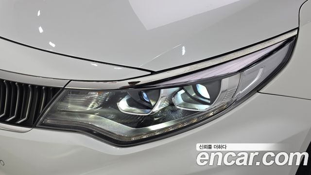 Kia K5 2020 — photo 8