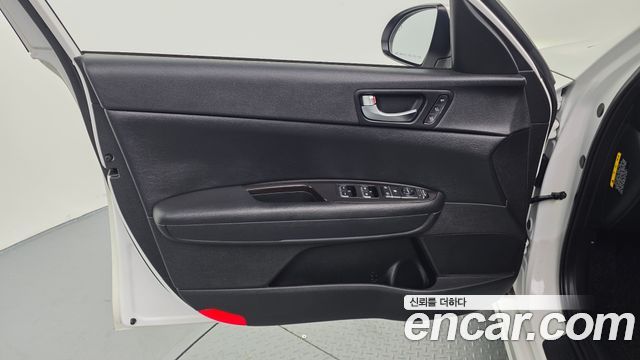 Kia K5 2020 — photo 14