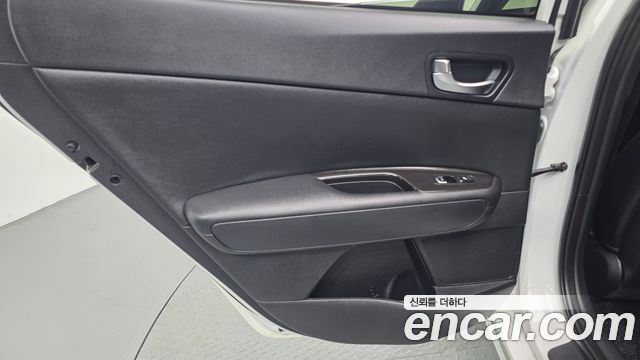 Kia K5 2020 — photo 15